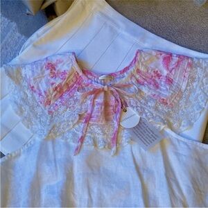 LoveShackFancy collar pink floral & off white lace collar